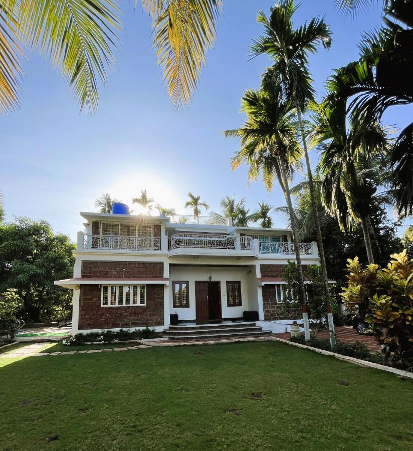 Sundeck Villa Alībāg Extérieur photo